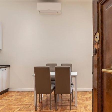 Rione Prati Elegant Apartment With Balcony Roma Exterior foto